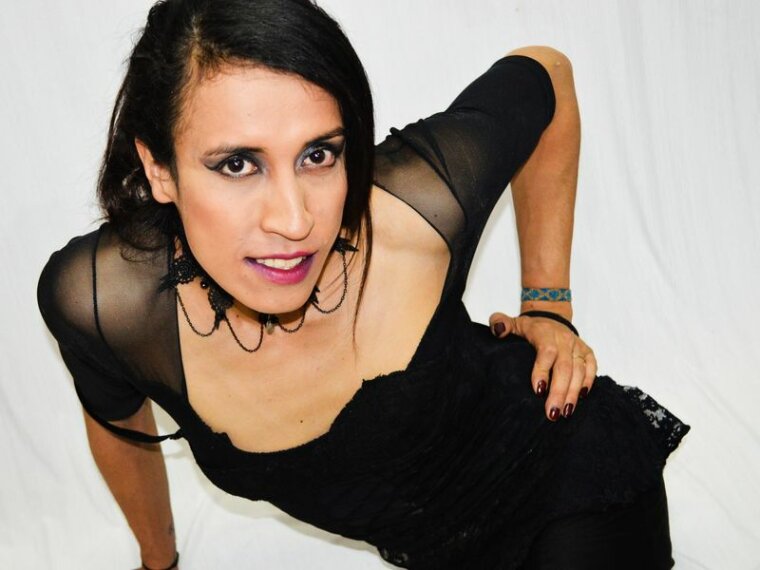 TSArianaRas's profile - Image n°0