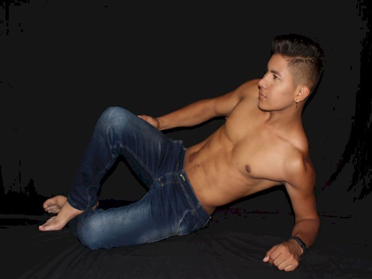 TUCKERxKELLER's profile - Image n°0