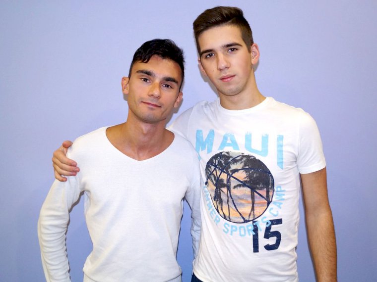 TwoHotBoyss's profile - Image n°0