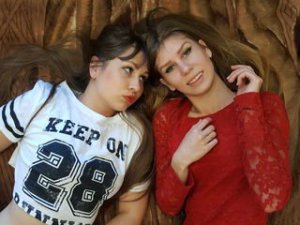 Twosociablegir's Sexcam