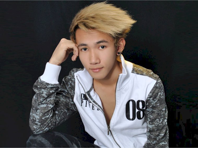 UrAsianPRETTYBOI' profilo - Immagine n°0