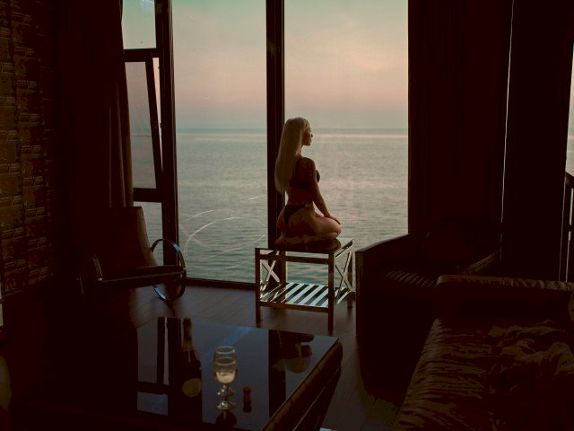 Venice's profile - Image n°62