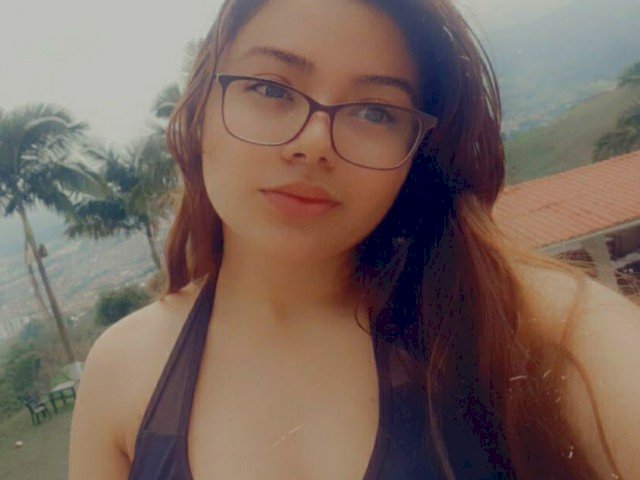 VioletMoore's profile - Image n°0
