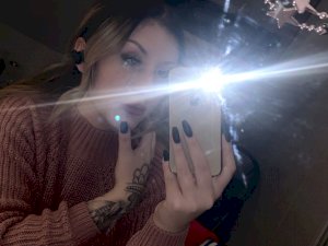 Vivian22xx's Sexcam