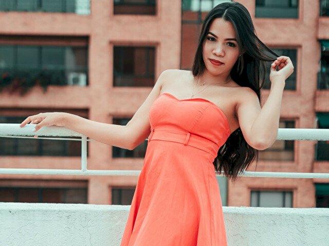 VivianRuiz's profile - Image n°3