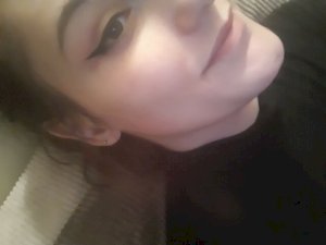 Victoire2323's Sexcam