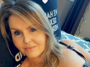 VelvetSkyeX's Sexcam