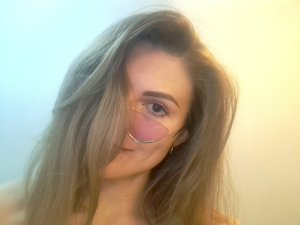 VivienKiss's Sexcam