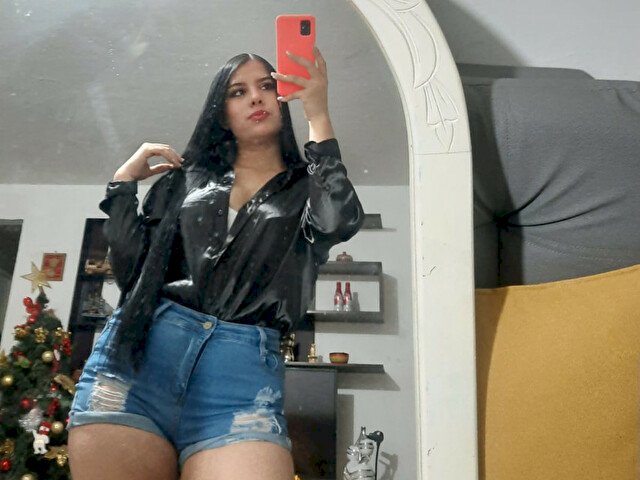 victorialyn's profile - Image n°1