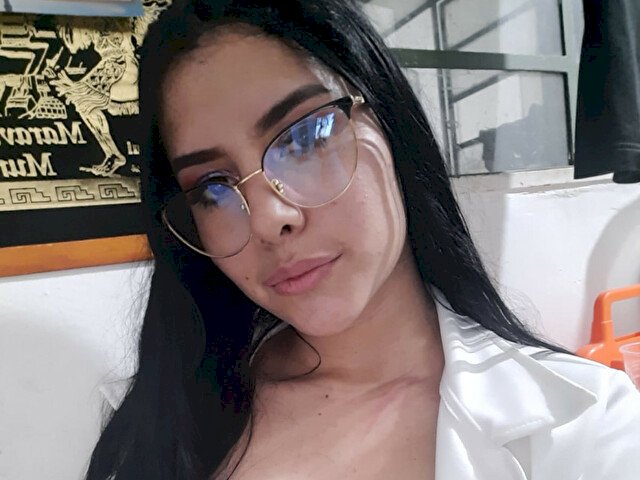 victorialyn's profile - Image n°2