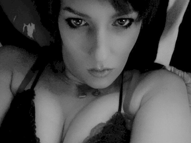 Vickyniina's profile - Image n°0