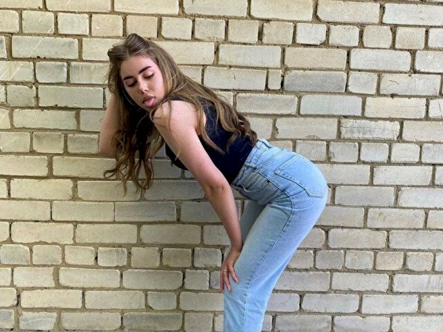 VioletX's profile - Image n°0