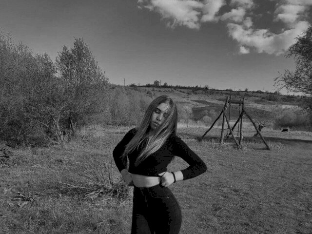 VioletX's profile - Image n°1