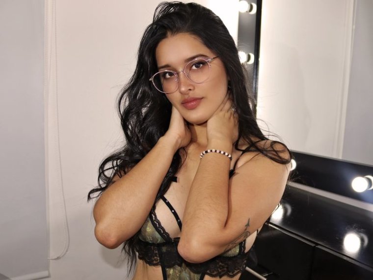ValentinaCooper's profile - Image n°0
