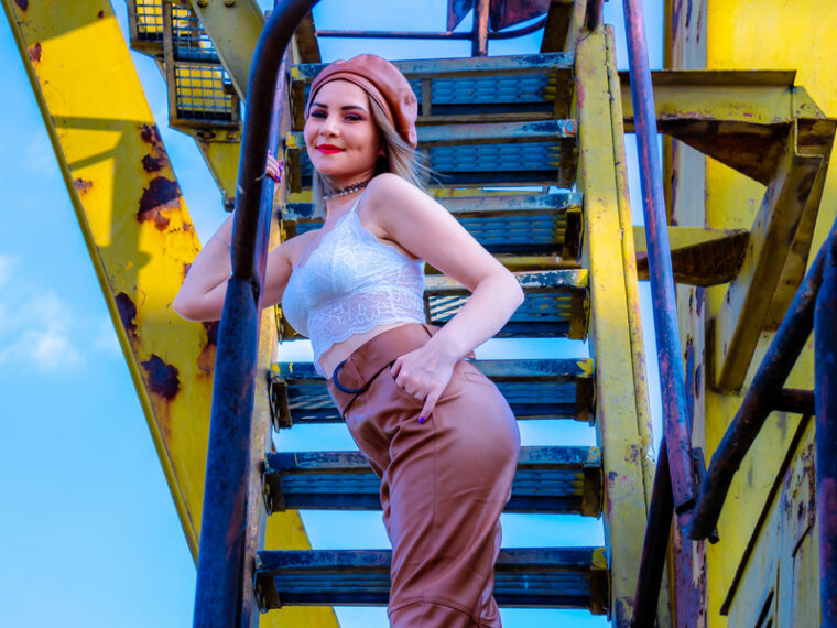 ValerieBubble's profile - Image n°0
