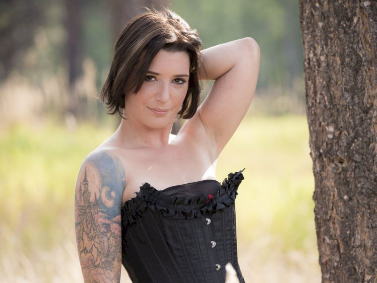 Vickivalencourt's profile - Image n°0