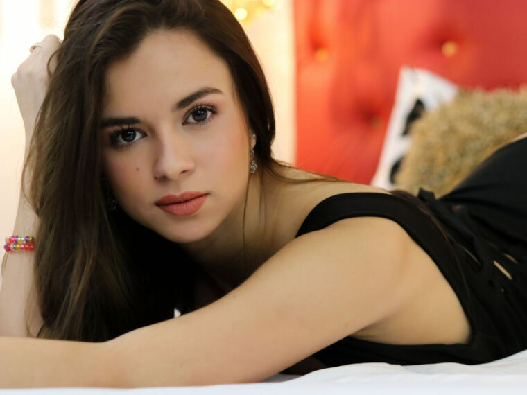 VioletaSmith's profile - Image n°0