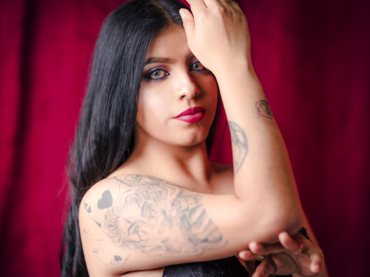 VioletCastillo's profile - Image n°0