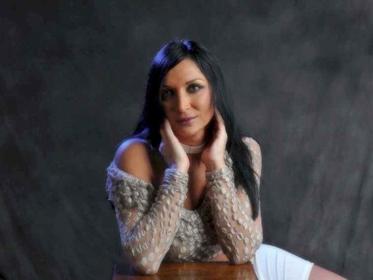 The Sex Workers Working From Home