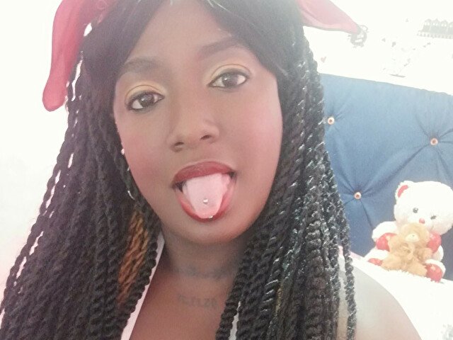WhitneyGrey's profile - Image n°1