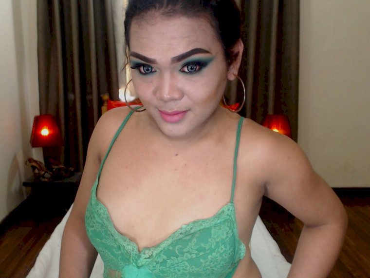 WildFOXYCummer's profile - Image n°1