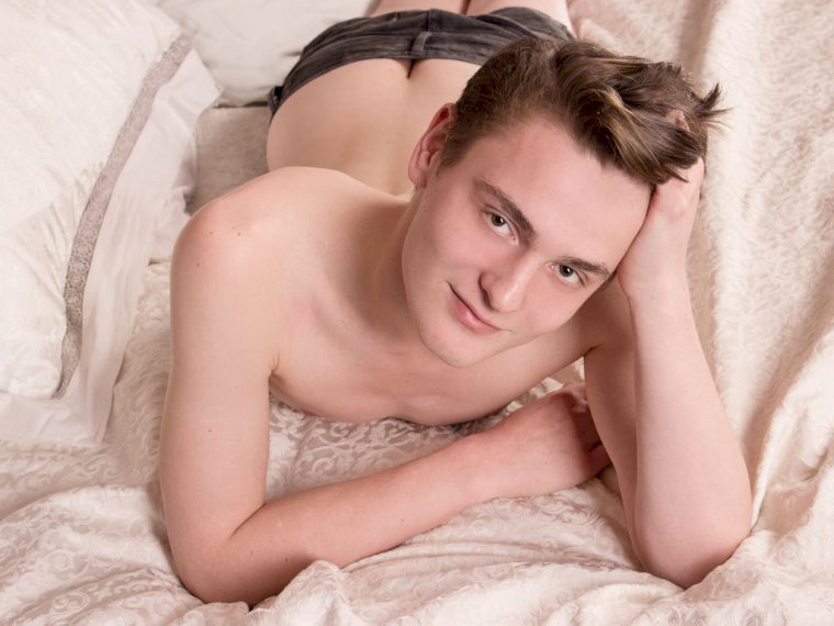 WolfAron's profile - Image n°1