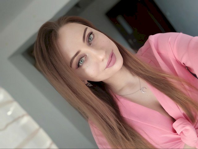 xLaura4u's profile - Image n°1