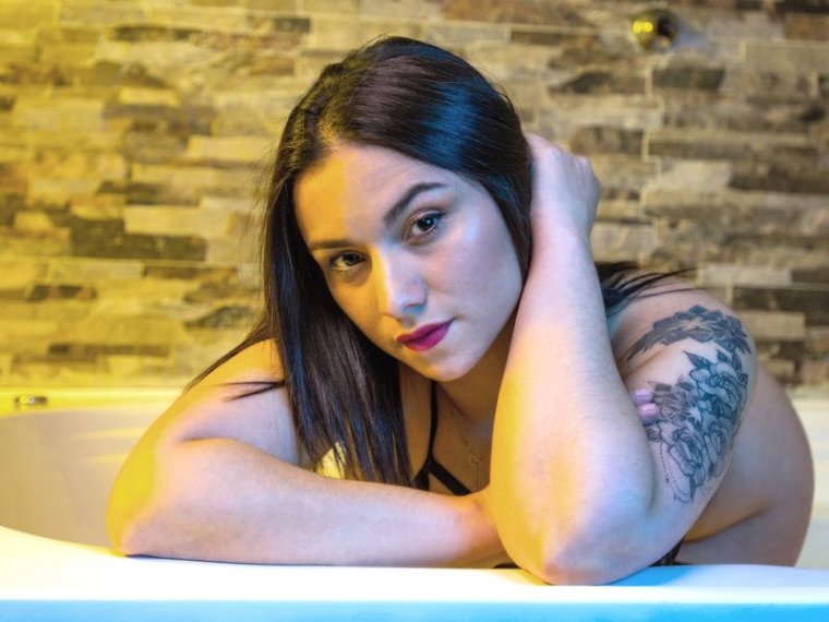 XimenaThompson's profile - Image n°0