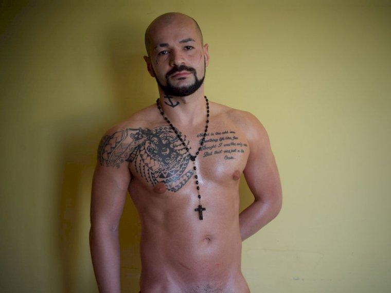 xJoshua's profile - Image n°0
