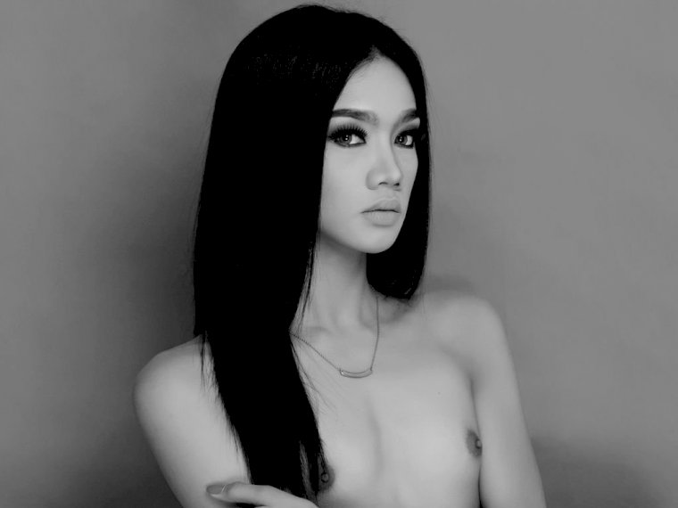 xMarvelousTranny's profile - Image n°0
