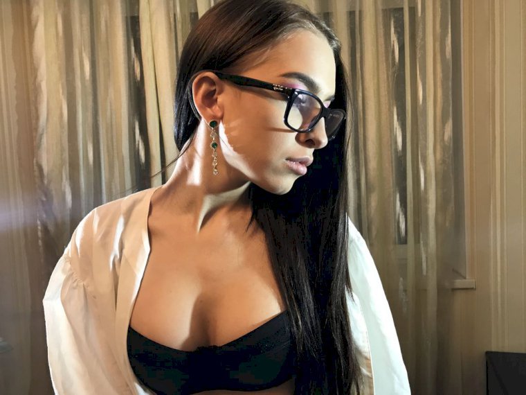 XNaughtyMoonX's profile - Image n°0