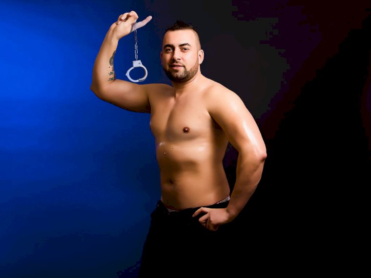 XXXAlexander's profile - Image n°0