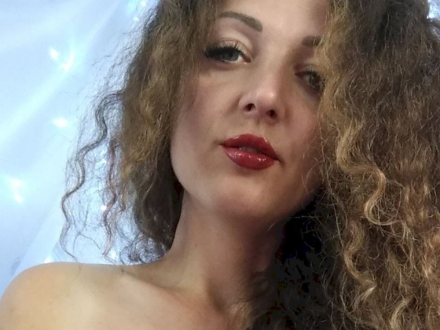 YourLyalya's profile - Image n°0