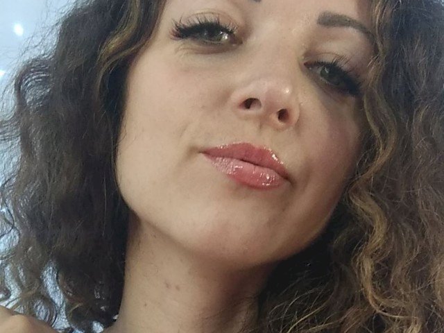 YourLyalya's profile - Image n°3