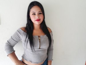 YOURSUBSLUT's Sexcam
