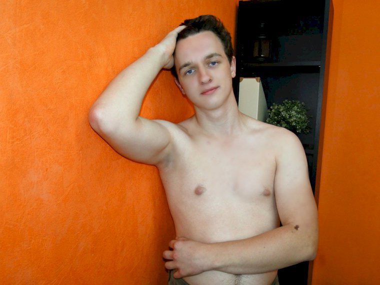 YoungXavier's profile - Image n°0