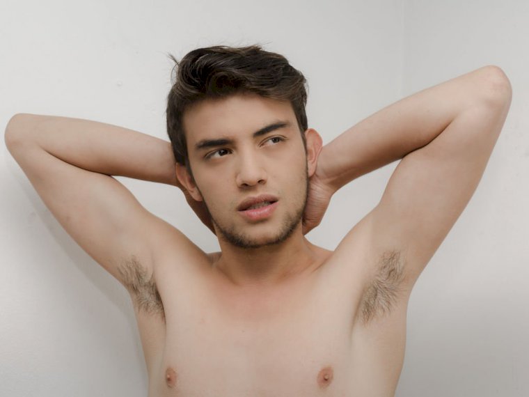 YourMachoBoy's profile - Image n°0
