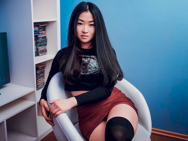 YourpASIAn's profile - Image n°1