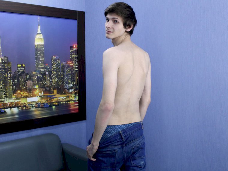 YourTwinkWalt's profile - Image n°1
