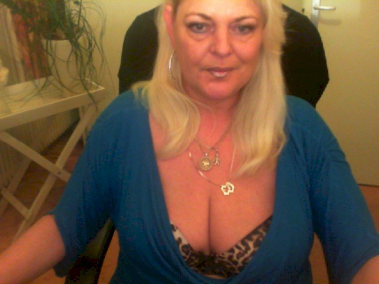 Yvonnehot's profile - Image n°4