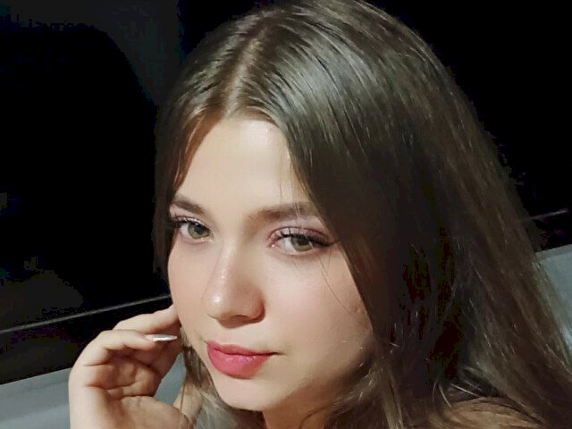 ZoeLove's profile - Image n°1