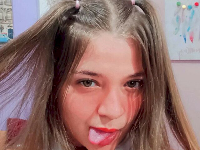 ZoeLove's profile - Image n°2