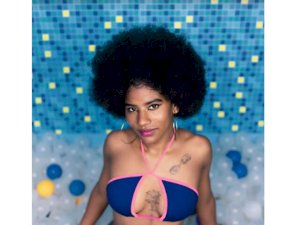 ZaraLewis's Sexcam