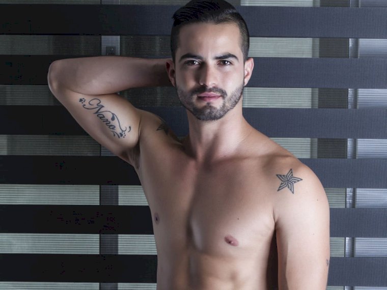 zacboy's profile - Image n°1
