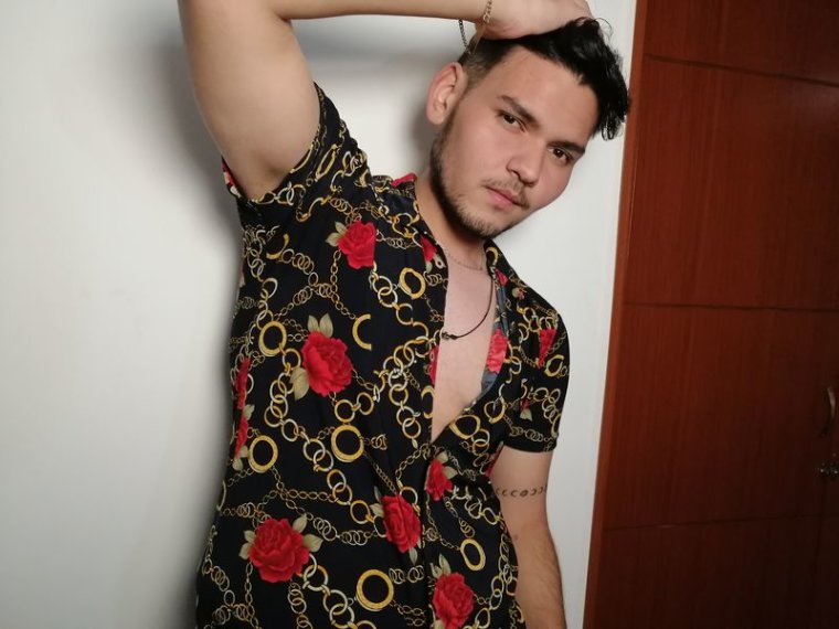 ZackLandino's profile - Image n°0
