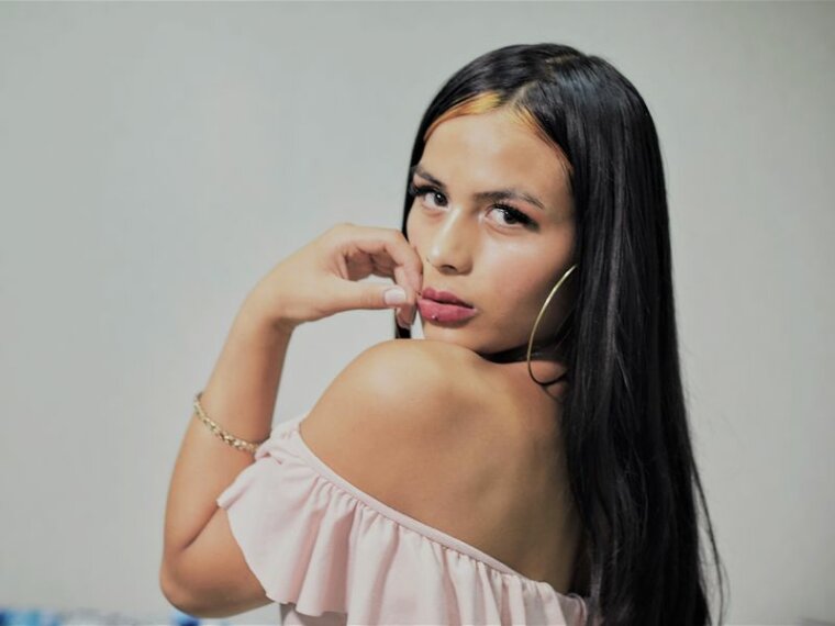 zaraambarr's profile - Image n°0