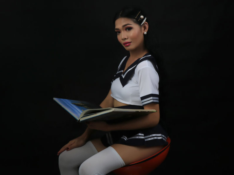 ZhaviaHale's profile - Image n°0