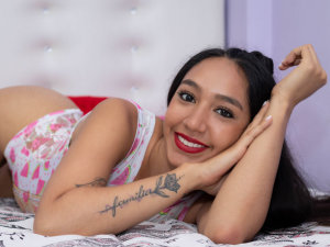 ZhoeGarner's Sexcam