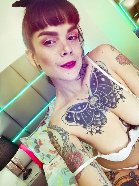 AlessaMoth's profiel - Afbeelding n°81