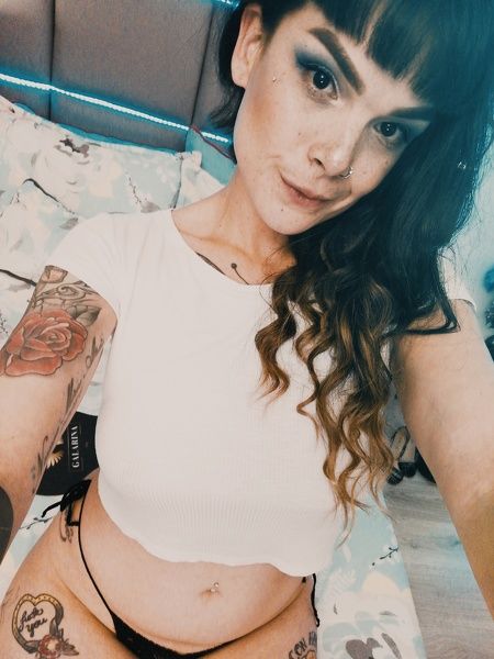 AlessaMoth's profiel - Afbeelding n°80